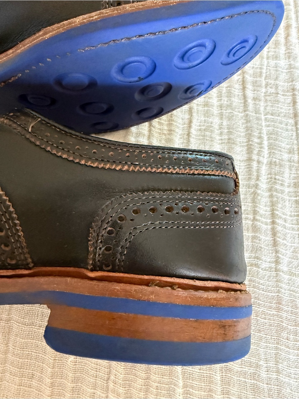 👞 Sleek Black Brogue Oxfords w/ Blue Sole - Size 10.5 D 👞 - Picture 2 of 14